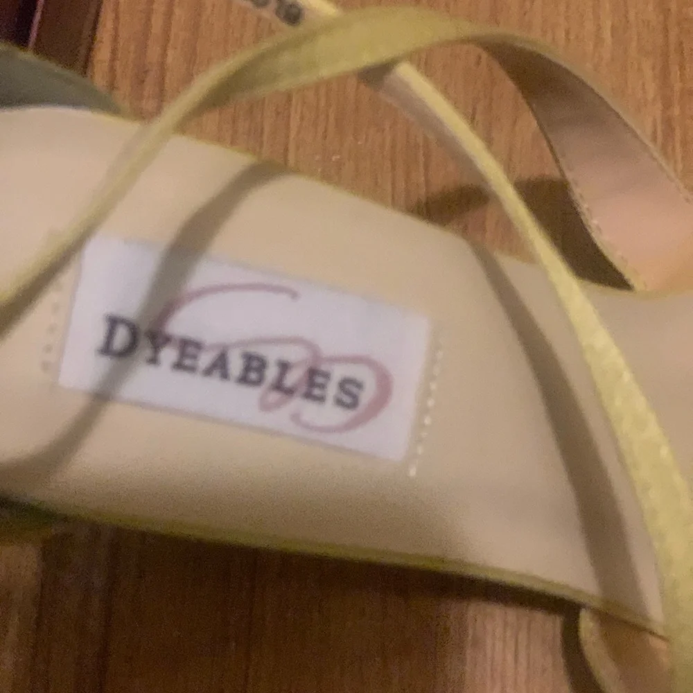 Shoes 🌻 - Picture 5 of 8